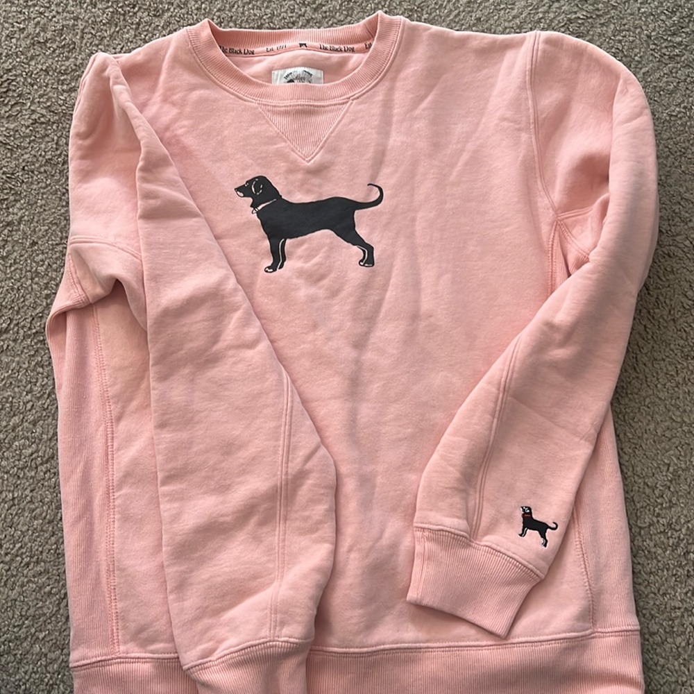 Black dog sweatshirt